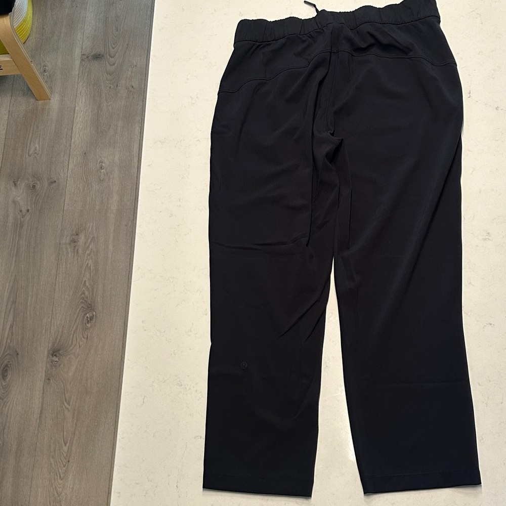 Lululemon Stretch High Rise Cropped Pants - Black - Picture 4 of 10